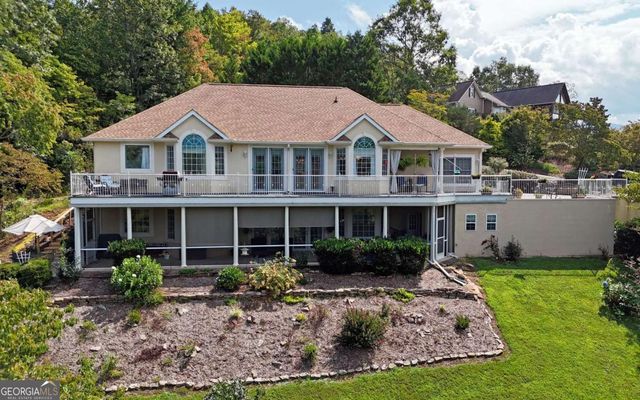 1701 Victoria Woods Drive, Hiawassee, GA 30546