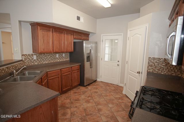 1532 Century Plant Drive, El Paso, TX 79912