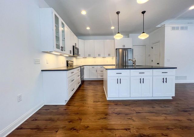 1322 Lake Street, Baraboo, WI 53913