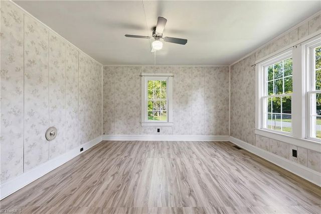 401 Sunset Drive, Randleman, NC 27317