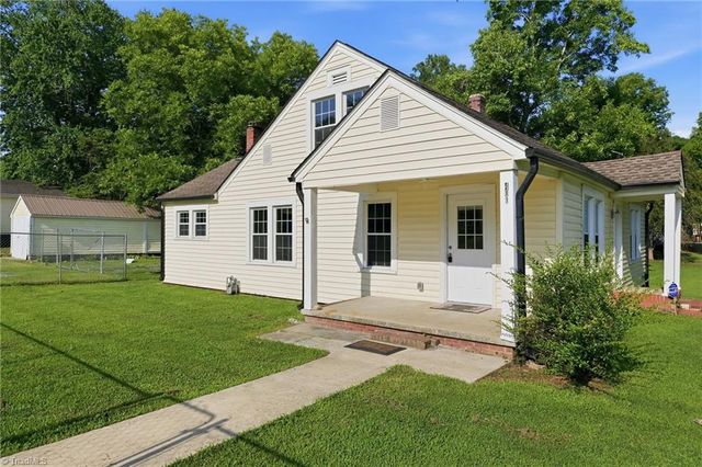 401 Sunset Drive, Randleman, NC 27317