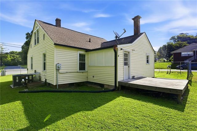 401 Sunset Drive, Randleman, NC 27317