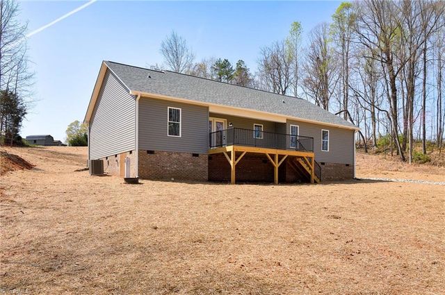 211 Snapdragon Place, Lexington, NC 27295