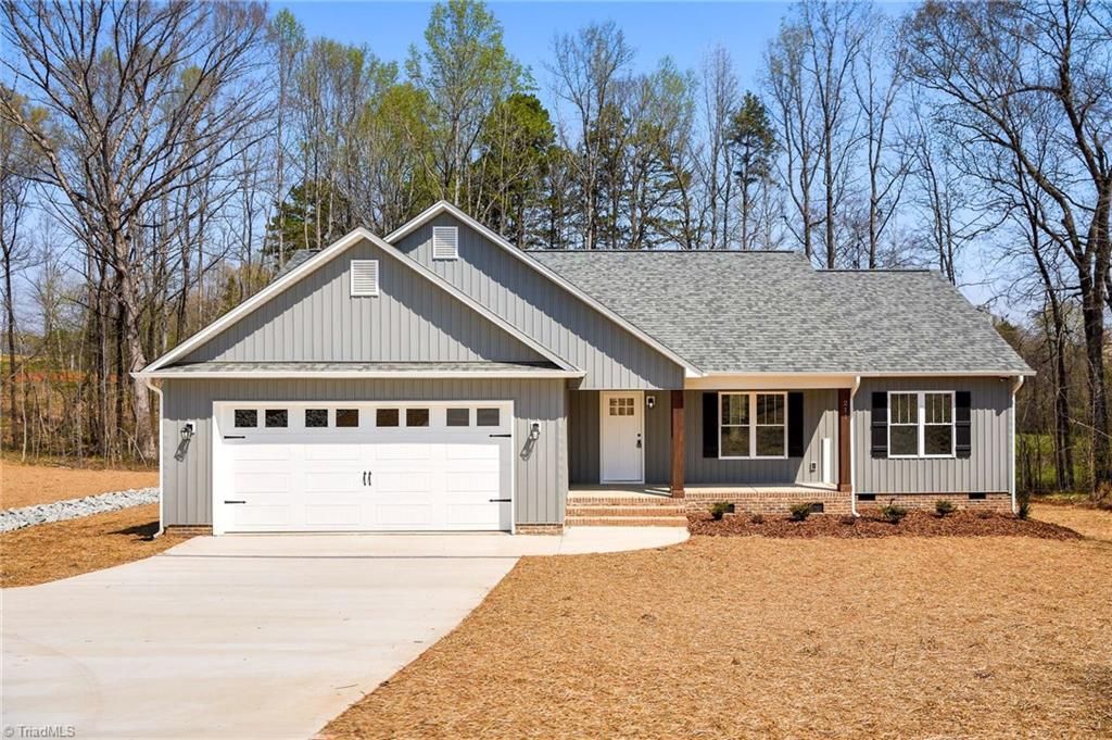 211 Snapdragon Place, Lexington, NC 27295
