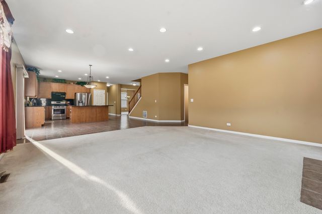 2023 Torino Drive, Elgin, IL 60123