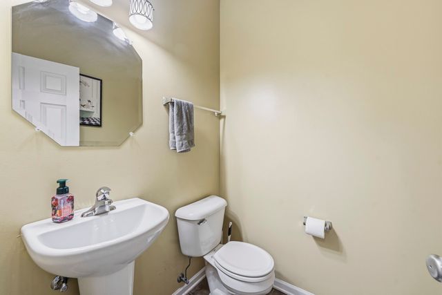 2023 Torino Drive, Elgin, IL 60123