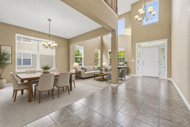 2023 Torino Drive, Elgin, IL 60123