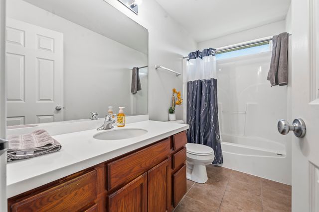 2023 Torino Drive, Elgin, IL 60123