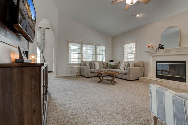 1005 Autumn Ridge Drive, Lexington, KY 40509