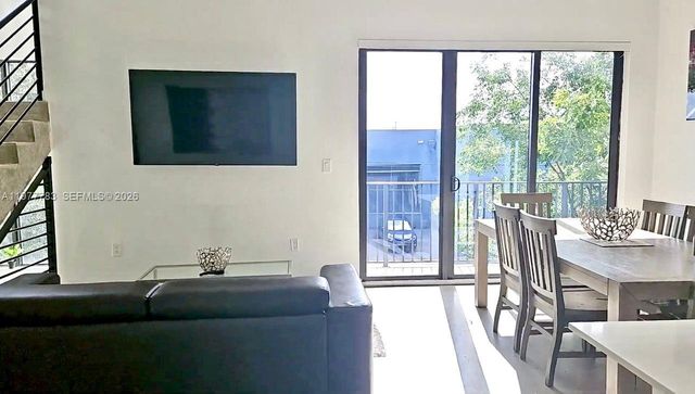 7105 NE 4 Ct, Miami, FL 33138