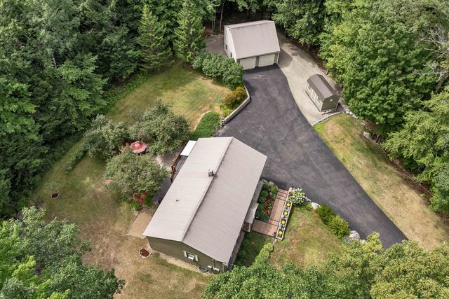 108 Maple Manor Road, Conway, NH 03813