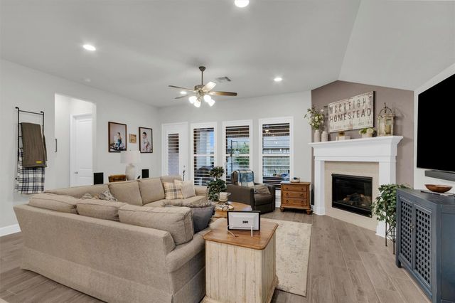 23672 Silver Palm Trail, New Caney, TX 77357