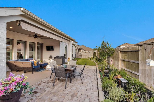 23672 Silver Palm Trail, New Caney, TX 77357