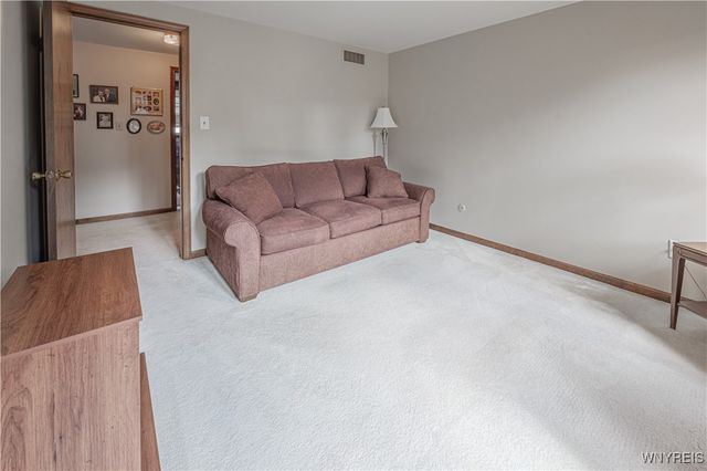 105 OBrien Drive, Lockport City, NY 14094