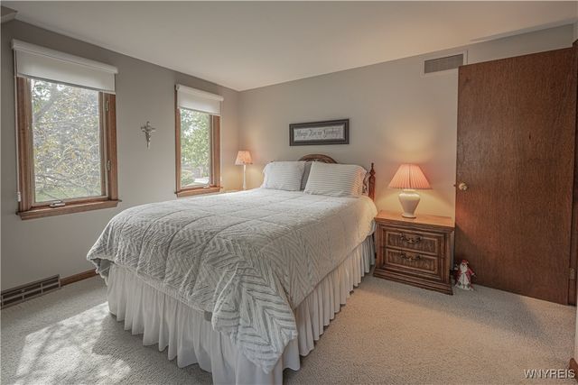 105 OBrien Drive, Lockport City, NY 14094