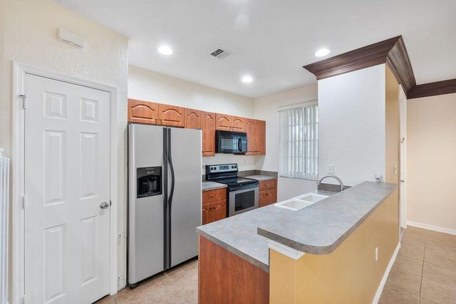1912 SW 60th Avenue, North Lauderdale, FL 33068