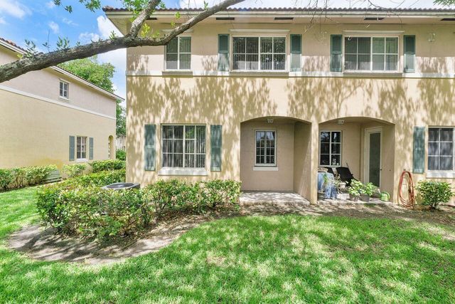 1912 SW 60th Avenue, North Lauderdale, FL 33068