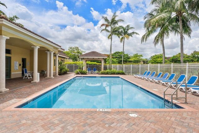 1912 SW 60th Avenue, North Lauderdale, FL 33068