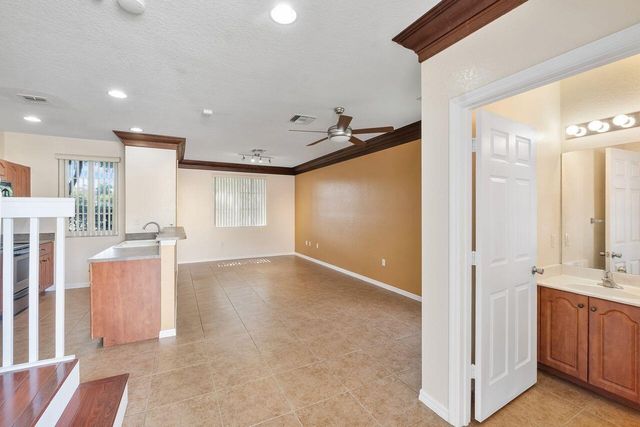 1912 SW 60th Avenue, North Lauderdale, FL 33068