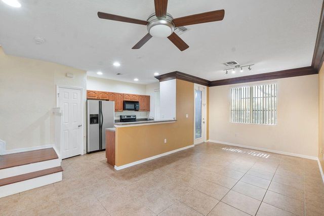 1912 SW 60th Avenue, North Lauderdale, FL 33068