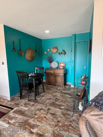 2052 S Santa Carla Dr, Green Valley, AZ 85614