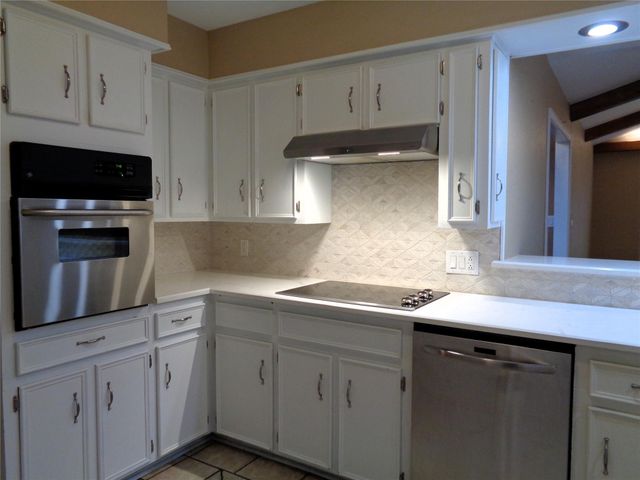 1401 22nd Avenue N, Texas City, TX 77590
