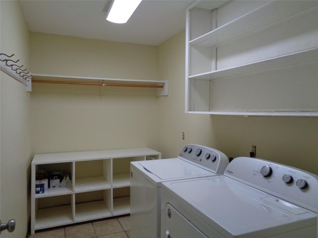 1401 22nd Avenue N, Texas City, TX 77590
