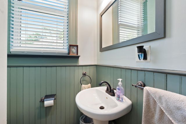 2416 W 13th Street, Little Rock, AR 72202