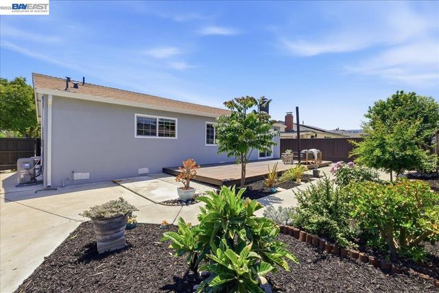 5619 Willkie Pl, Fremont, CA 94538