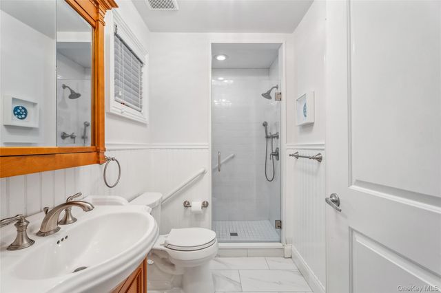 73 Beach Road, Westhampton Beach, NY 11978