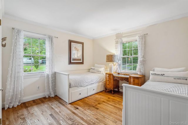 73 Beach Road, Westhampton Beach, NY 11978