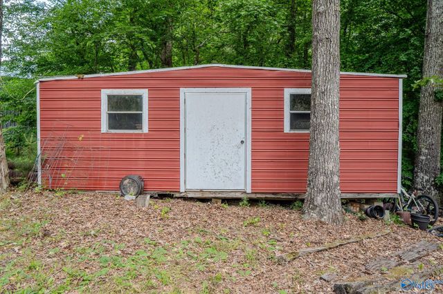 3919 South Chapel Hill Road SW, Decatur, AL 35603