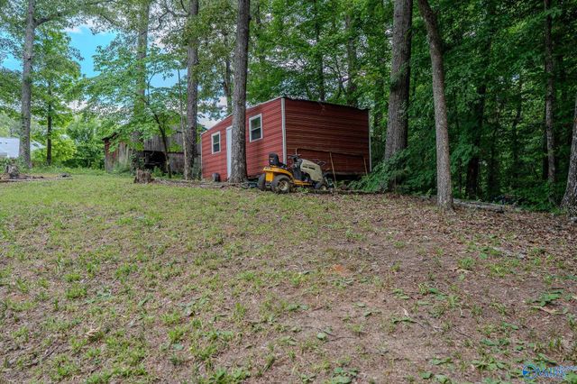 3919 South Chapel Hill Road SW, Decatur, AL 35603