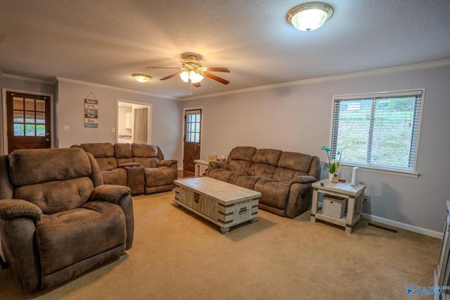 3919 South Chapel Hill Road SW, Decatur, AL 35603