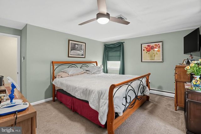 2626 CROZER ST, Brookhaven, PA 19015