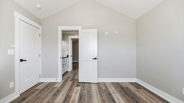 828 Henderson Avenue, Rossville, GA 30741