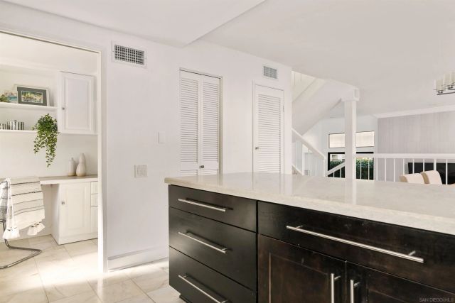 7977 Caminito Del Cid, La Jolla, CA 92037