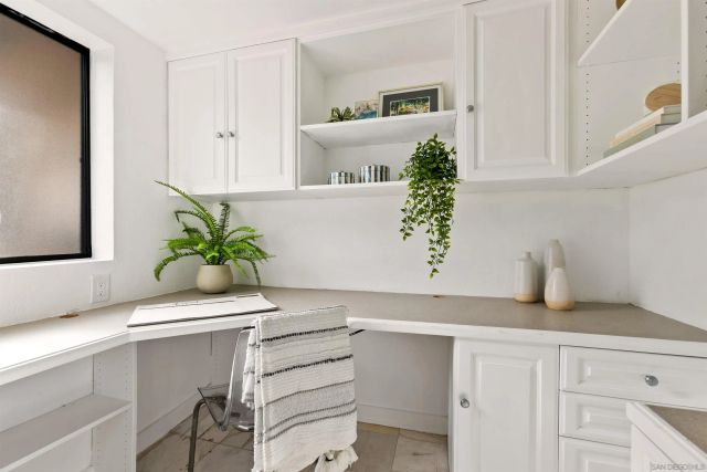 7977 Caminito Del Cid, La Jolla, CA 92037