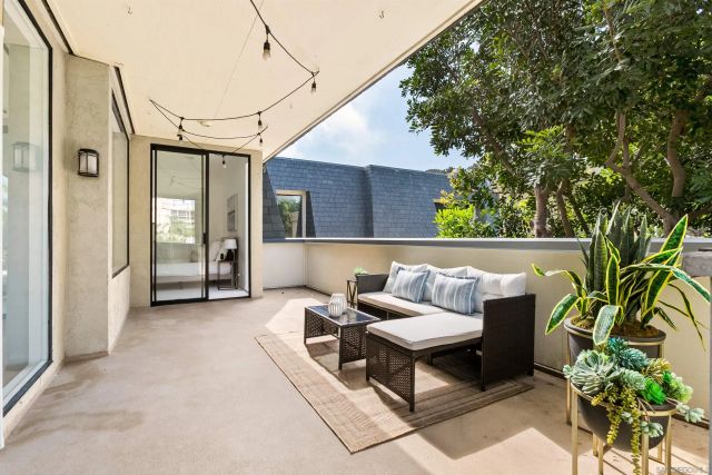 7977 Caminito Del Cid, La Jolla, CA 92037