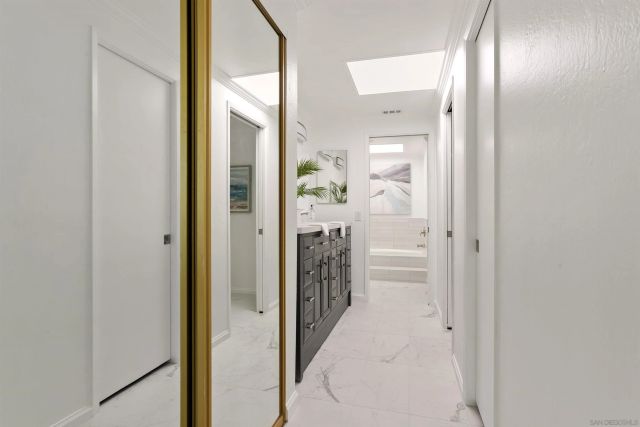 7977 Caminito Del Cid, La Jolla, CA 92037