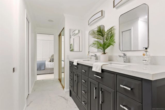 7977 Caminito Del Cid, La Jolla, CA 92037
