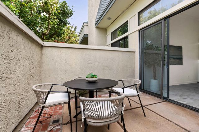 7977 Caminito Del Cid, La Jolla, CA 92037