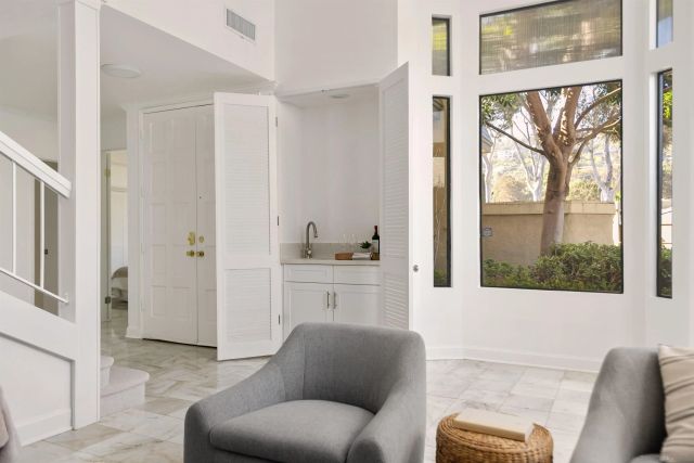 7977 Caminito Del Cid, La Jolla, CA 92037