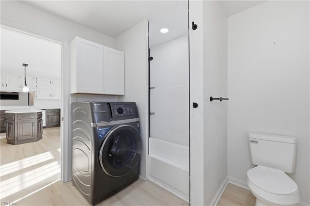 949 Lindsley DR, Virginia Beach, VA 23454