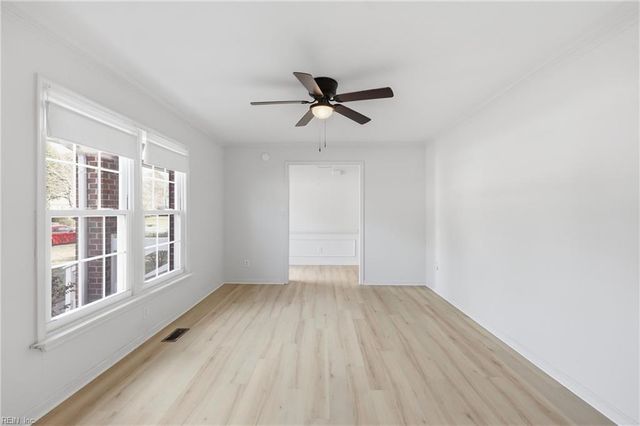 949 Lindsley DR, Virginia Beach, VA 23454