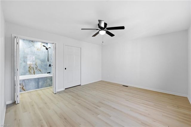 949 Lindsley DR, Virginia Beach, VA 23454