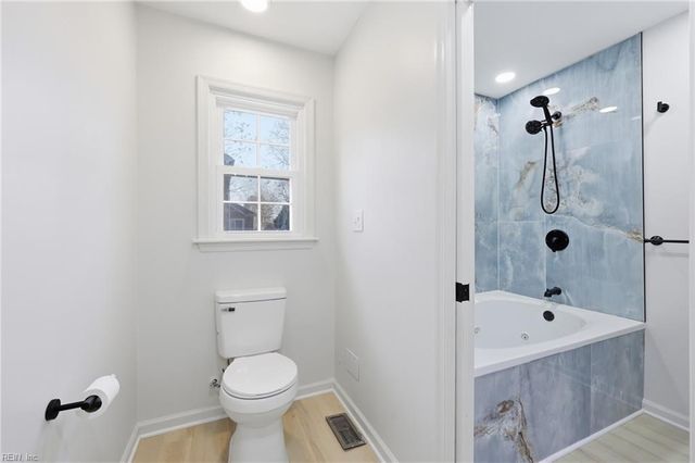 949 Lindsley DR, Virginia Beach, VA 23454