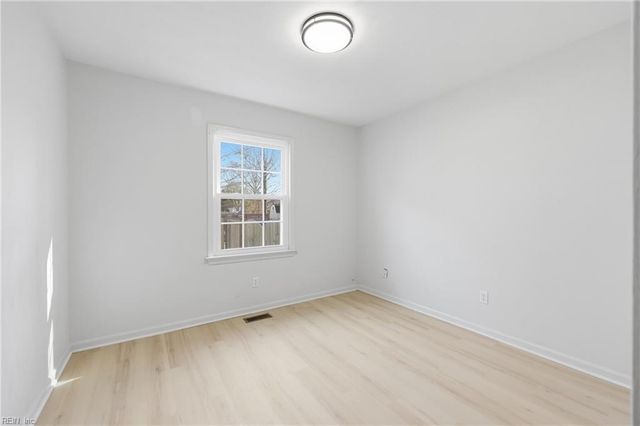 949 Lindsley DR, Virginia Beach, VA 23454