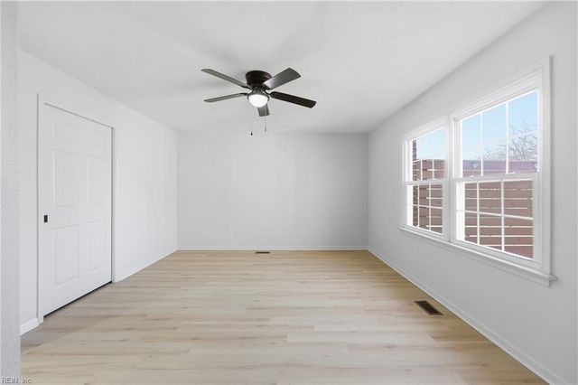 949 Lindsley DR, Virginia Beach, VA 23454