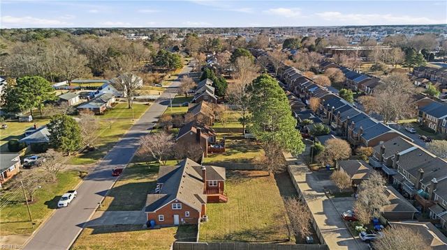 949 Lindsley DR, Virginia Beach, VA 23454